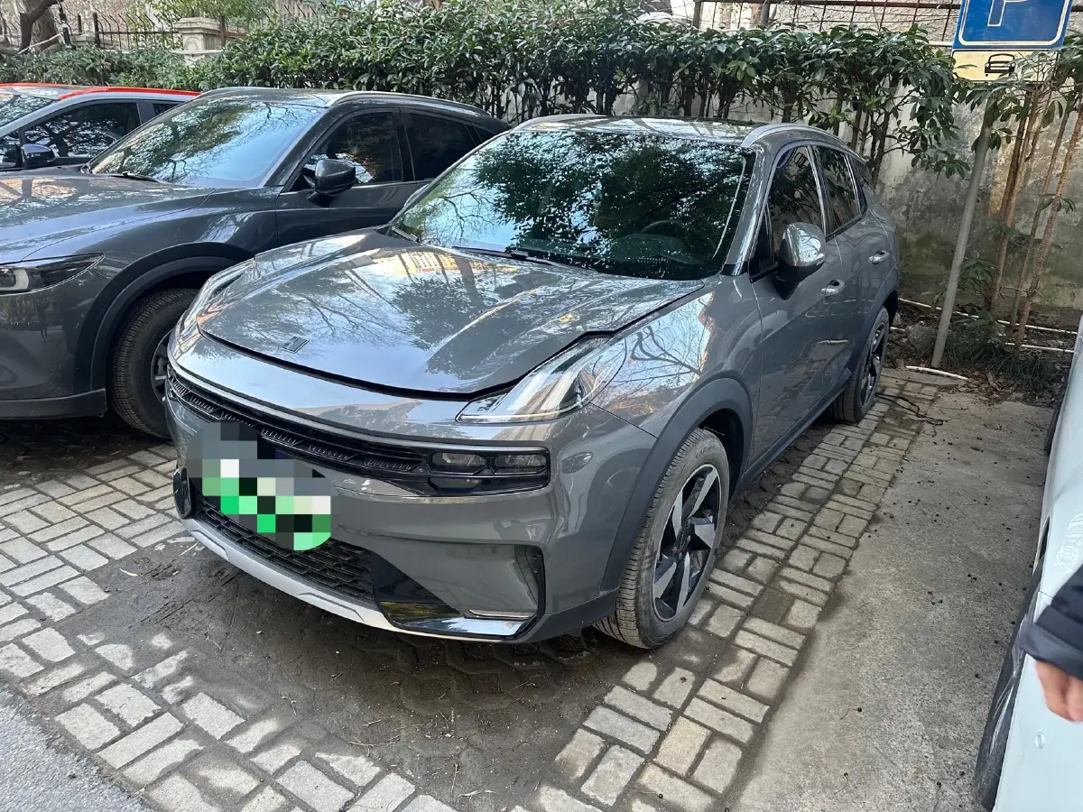 2020 LYNK&CO 06 EM-P 1.5T 177HP L3 7DCT PHEV 11.3KWH