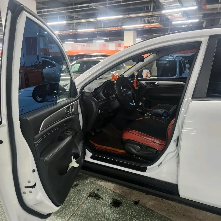 2023 Haval M6 1.5T 150HP L4 6MT,autocango,china used car exporter,china ev exporter,chinese used car exporter,chinese used ev exporter