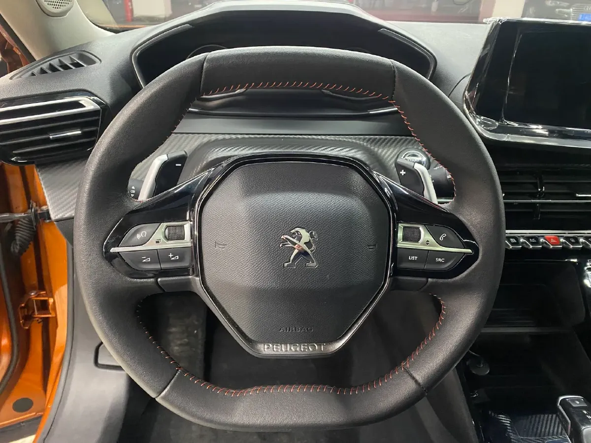 2022 Peugeot 2008 1.2T 136HP L3 6DCT,autocango,china used car exporter,china ev exporter,chinese used car exporter,chinese used ev exporter