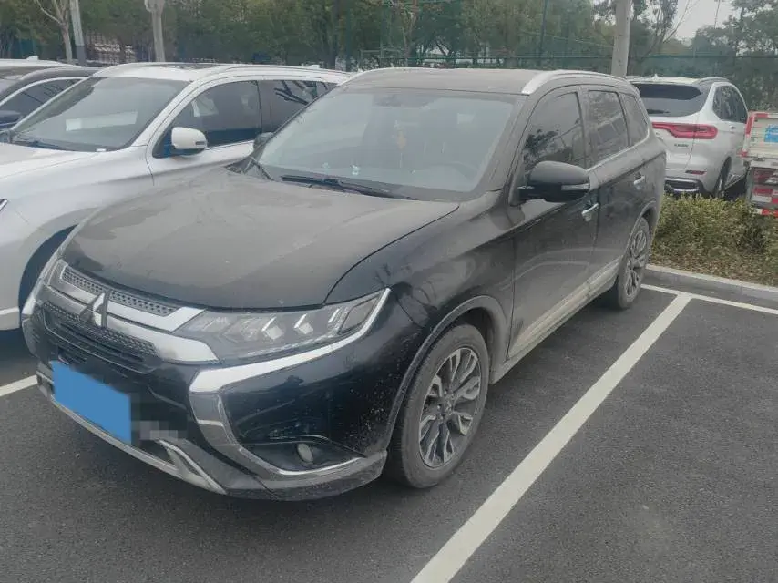 2020 Mitsubishi Outlander 2.4L 192HP L4 CVT