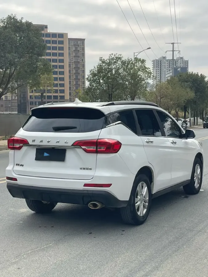 2019 Haval M6 1.5T 150HP L4 7DCT,autocango,china used car exporter,china ev exporter,chinese used car exporter,chinese used ev exporter