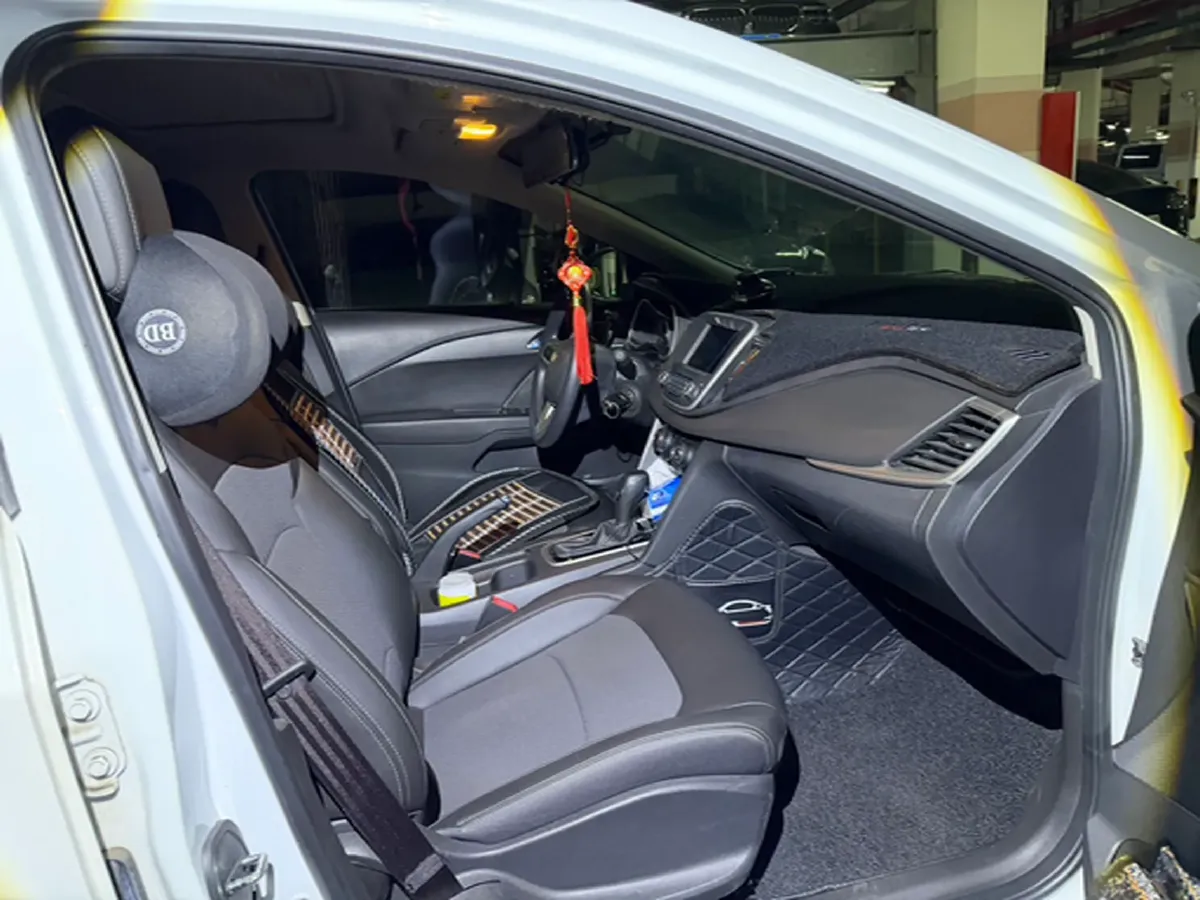 2019 Chevrolet Cavalier 1.5L 113HP L4 6AT,autocango,china used car exporter,china ev exporter,chinese used car exporter,chinese used ev exporter