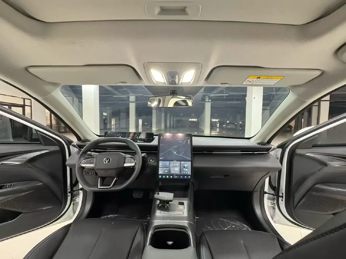 2024 ChangAn Eado 1.5T 170HP L4 7DCT,autocango,china used car exporter,china ev exporter,chinese used car exporter,chinese used ev exporter