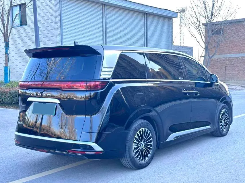 2022 Mercedes-Benz GLC Class 2.0T 197HP L4 9AT,autocango,china used car exporter,china ev exporter,chinese used car exporter,chinese used ev exporter