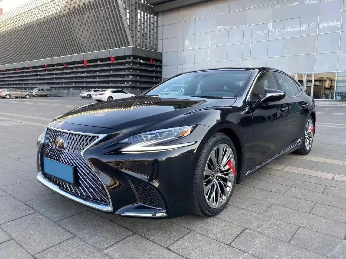 2018 Lexus LS 3.5L 299HP V6 E-CVT Hybrid