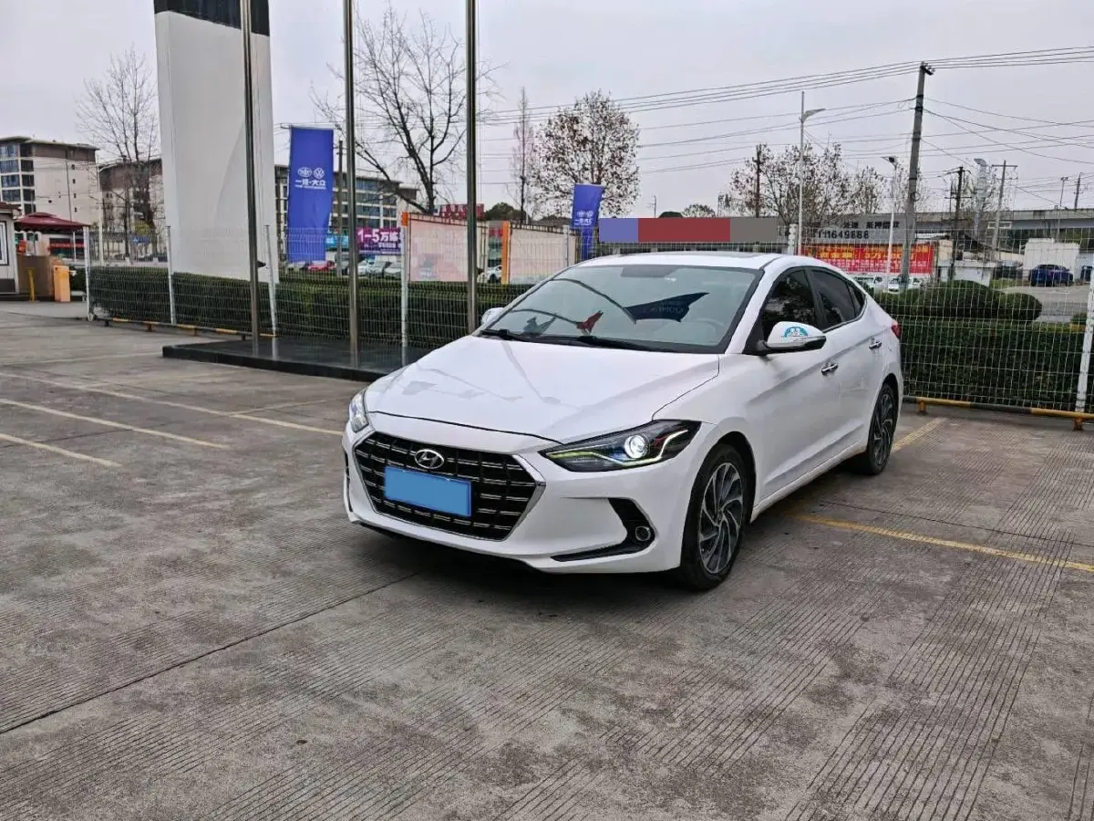 2020 Hyundai Elantra 1.4T 130HP L4 7DCT