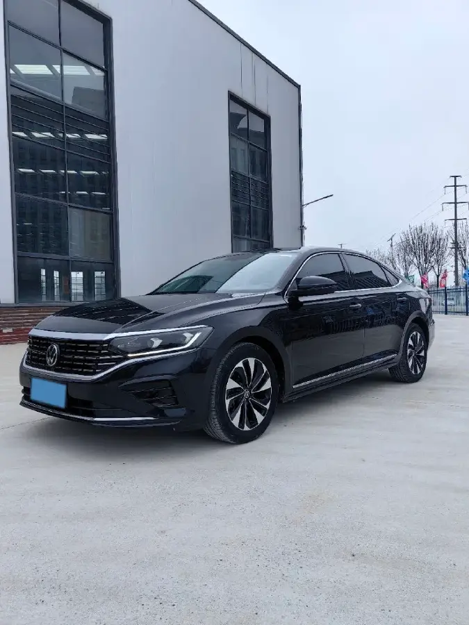 2023 Volkswagen Passat 1.4T 150HP L4 7DCT