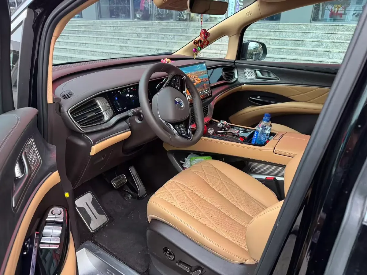 2025 Denza D9 1.5T 156HP L4 E-CVT PHEV 40KWH,autocango,china used car exporter,china ev exporter,chinese used car exporter,chinese used ev exporter