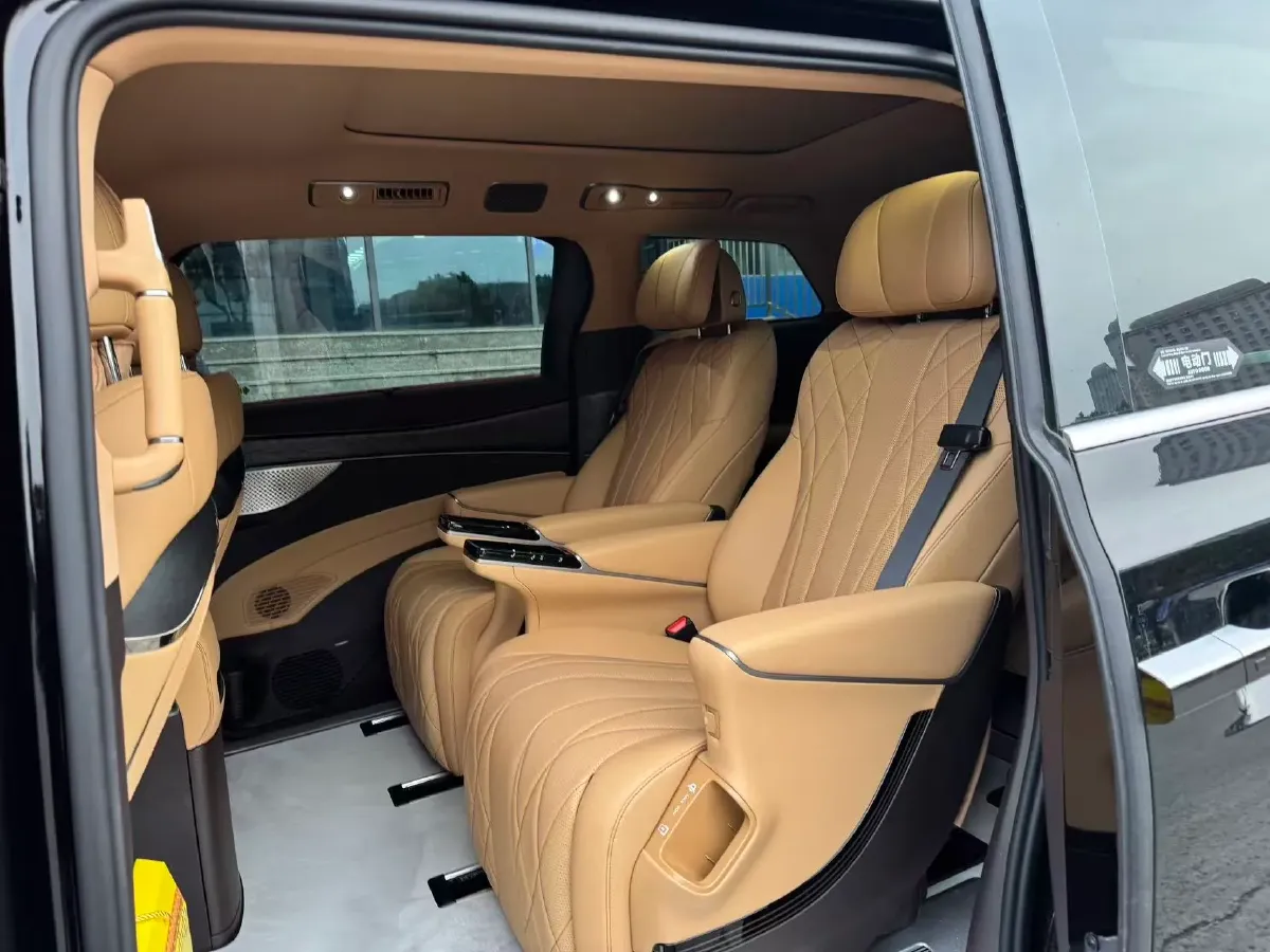 2025 Denza D9 1.5T 156HP L4 E-CVT PHEV 40KWH,autocango,china used car exporter,china ev exporter,chinese used car exporter,chinese used ev exporter