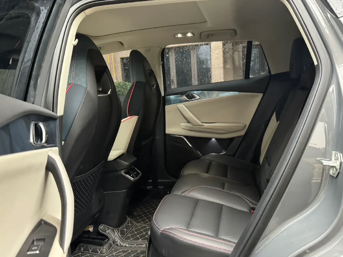 2023 LYNK&CO 06 1.5T 181HP L4 7DCT,autocango,china used car exporter,china ev exporter,chinese used car exporter,chinese used ev exporter