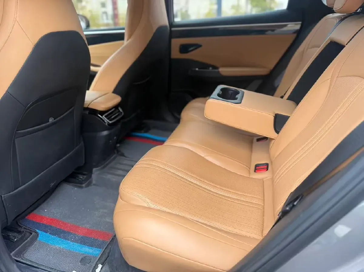 2023 Geely Galaxy L7 1.5T 163HP L4 3DHT PHEV 18.7KWH,autocango,china used car exporter,china ev exporter,chinese used car exporter,chinese used ev exporter