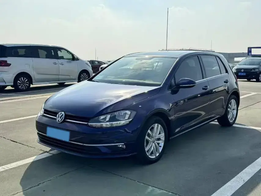 2018 Volkswagen Golf 1.6L 110HP L4 6AT