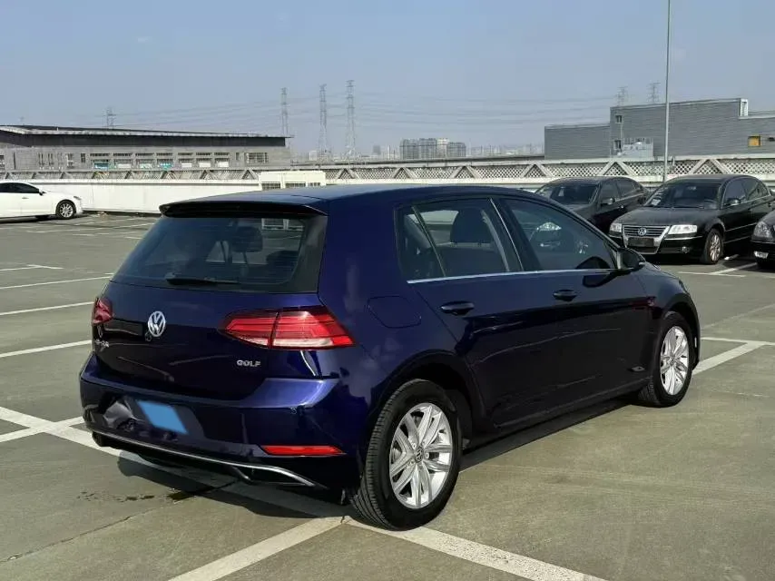 2018 Volkswagen Golf 1.6L 110HP L4 6AT,autocango,china used car exporter,china ev exporter,chinese used car exporter,chinese used ev exporter