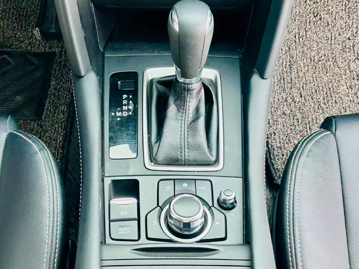 2021 Mazda CX-4 2.0L 158HP L4 6AT,autocango,china used car exporter,china ev exporter,chinese used car exporter,chinese used ev exporter