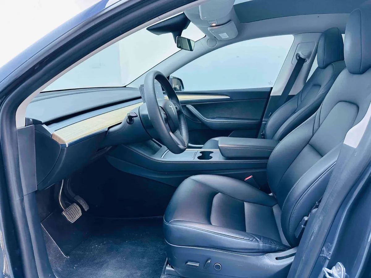 2022 BMW 3 Series 2.0T 184HP L4 8AT,autocango,china used car exporter,china ev exporter,chinese used car exporter,chinese used ev exporter