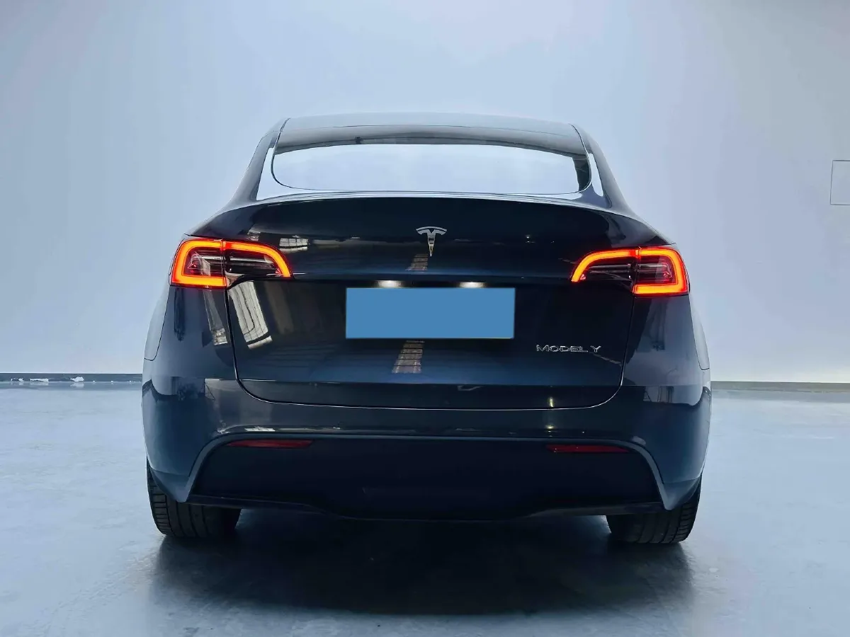 2022 BMW 3 Series 2.0T 184HP L4 8AT,autocango,china used car exporter,china ev exporter,chinese used car exporter,chinese used ev exporter