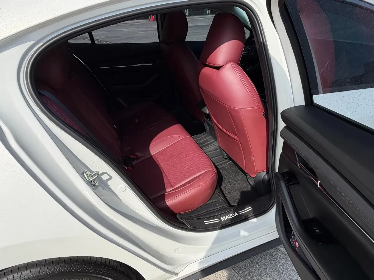 2022 Mazda 3 Axela 2.0L 158HP L4 6AT,autocango,china used car exporter,china ev exporter,chinese used car exporter,chinese used ev exporter