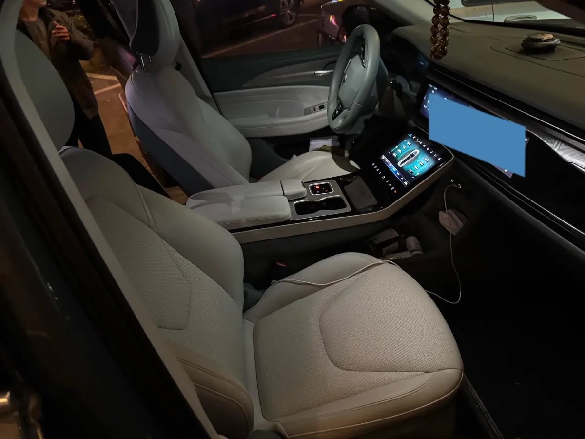 2023 ARCFOX αT BEV,autocango,china used car exporter,china ev exporter,chinese used car exporter,chinese used ev exporter