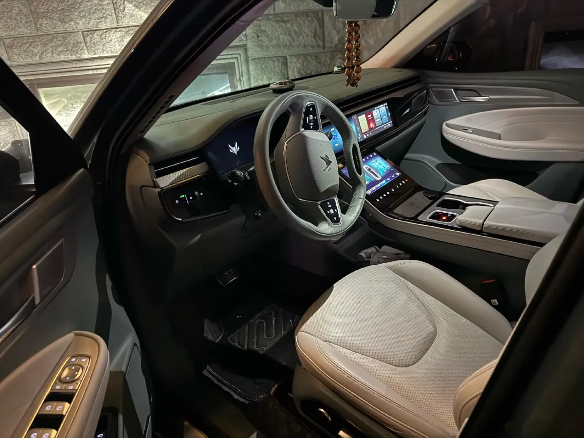 2023 ARCFOX αT BEV,autocango,china used car exporter,china ev exporter,chinese used car exporter,chinese used ev exporter