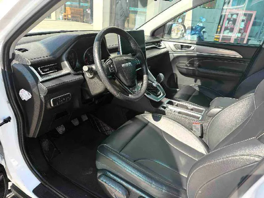 2021 Haval M6 1.5T 150HP L4 7DCT,autocango,china used car exporter,china ev exporter,chinese used car exporter,chinese used ev exporter