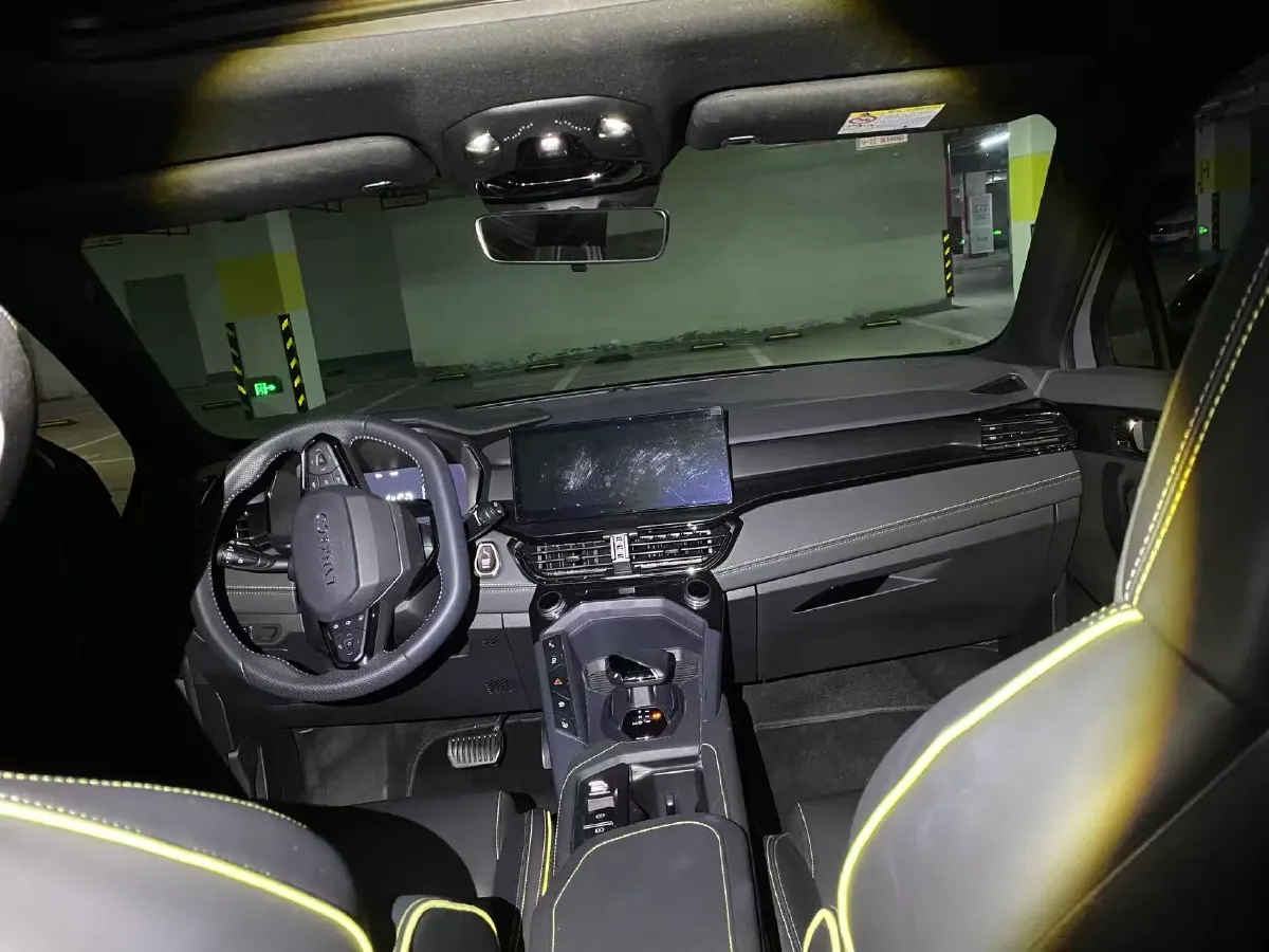 2023 LYNK&CO 06 1.5T 181HP L4 7DCT,autocango,china used car exporter,china ev exporter,chinese used car exporter,chinese used ev exporter