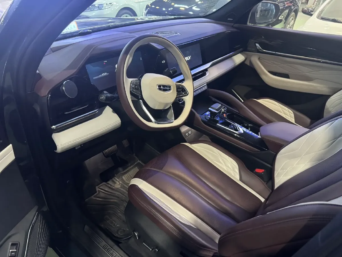 2021 Geely Monjaro 2.0T 238HP L4 8AT,autocango,china used car exporter,china ev exporter,chinese used car exporter,chinese used ev exporter