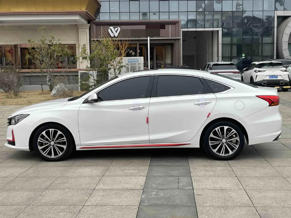 2021 ChangAn Raeton CC 1.5T 180HP L4 7DCT,autocango,china used car exporter,china ev exporter,chinese used car exporter,chinese used ev exporter