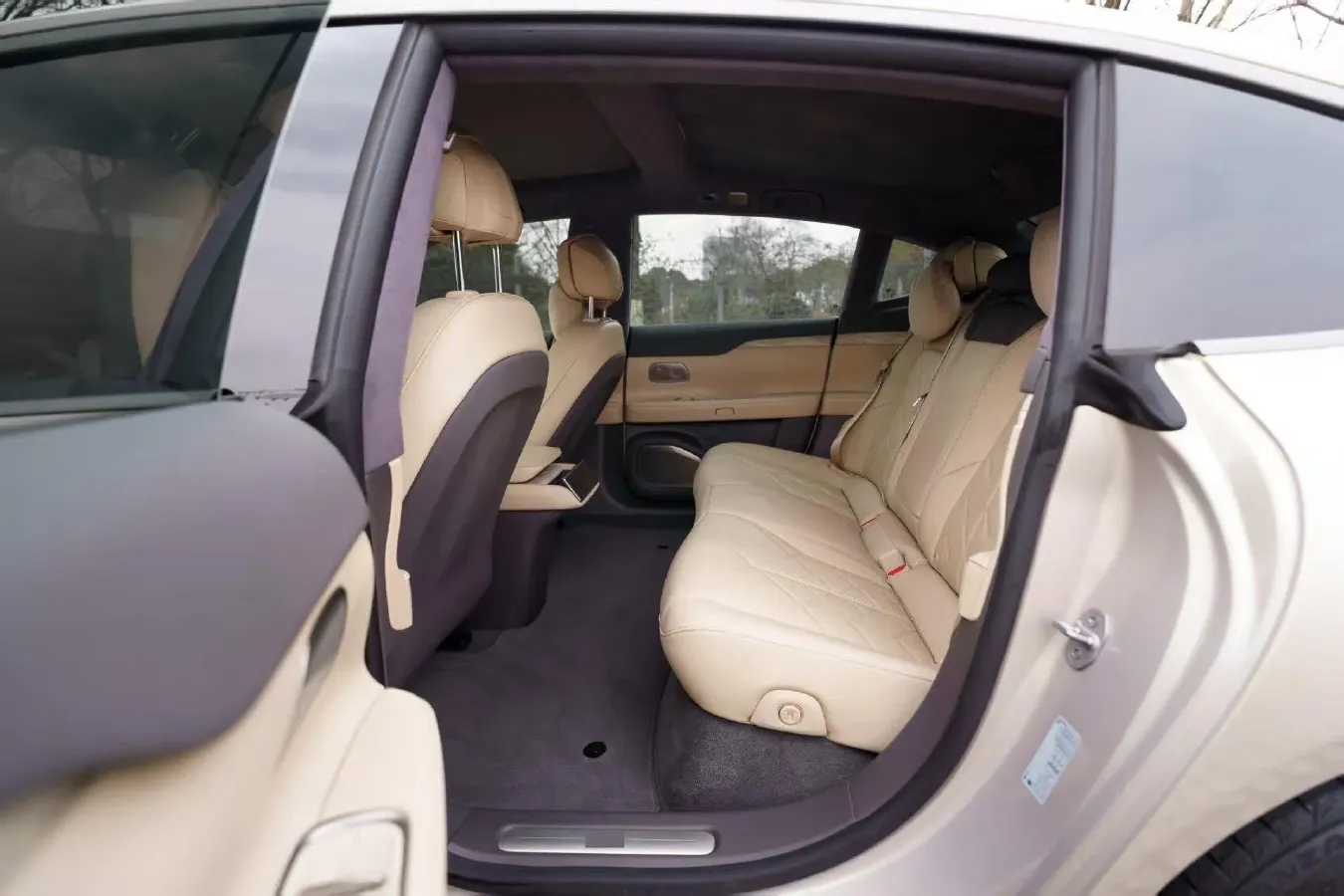 2023 NIO ET7 BEV 100KWH,autocango,china used car exporter,china ev exporter,chinese used car exporter,chinese used ev exporter