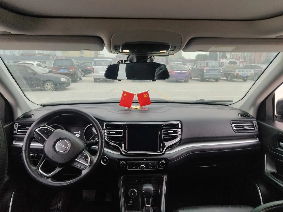 2020 Jeep Grand Commander 2.0T 265HP L4 9AT,autocango,china used car exporter,china ev exporter,chinese used car exporter,chinese used ev exporter