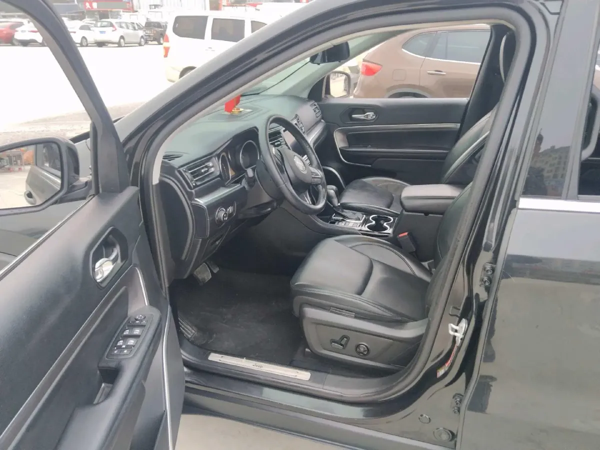 2020 Jeep Grand Commander 2.0T 265HP L4 9AT,autocango,china used car exporter,china ev exporter,chinese used car exporter,chinese used ev exporter