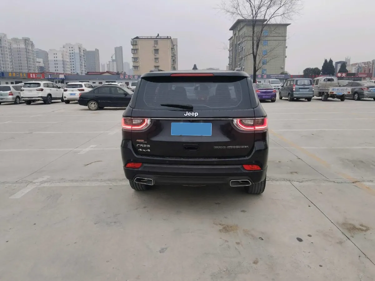 2020 Jeep Grand Commander 2.0T 265HP L4 9AT,autocango,china used car exporter,china ev exporter,chinese used car exporter,chinese used ev exporter