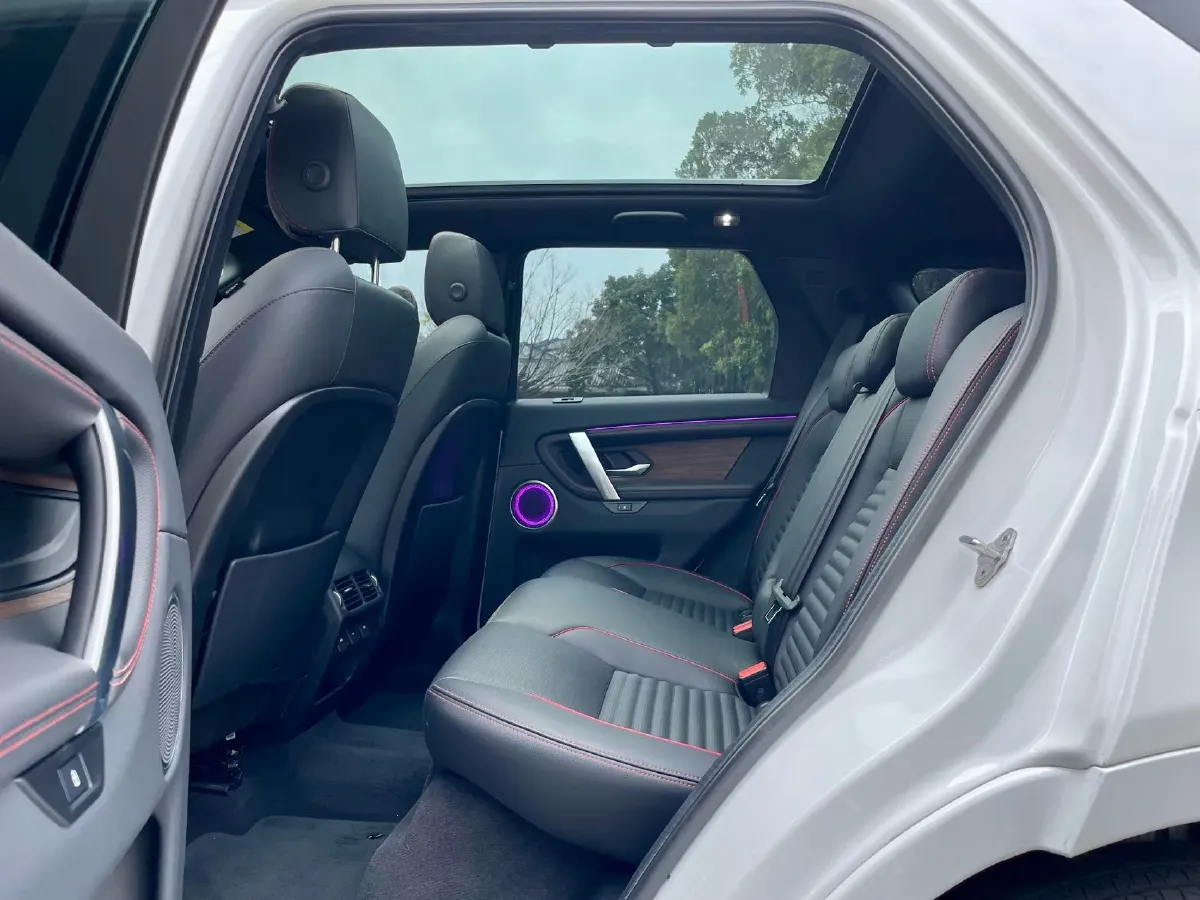 2022 Land Rover Discovery Sport 2.0T 249HP L4 9AT,autocango,china used car exporter,china ev exporter,chinese used car exporter,chinese used ev exporter