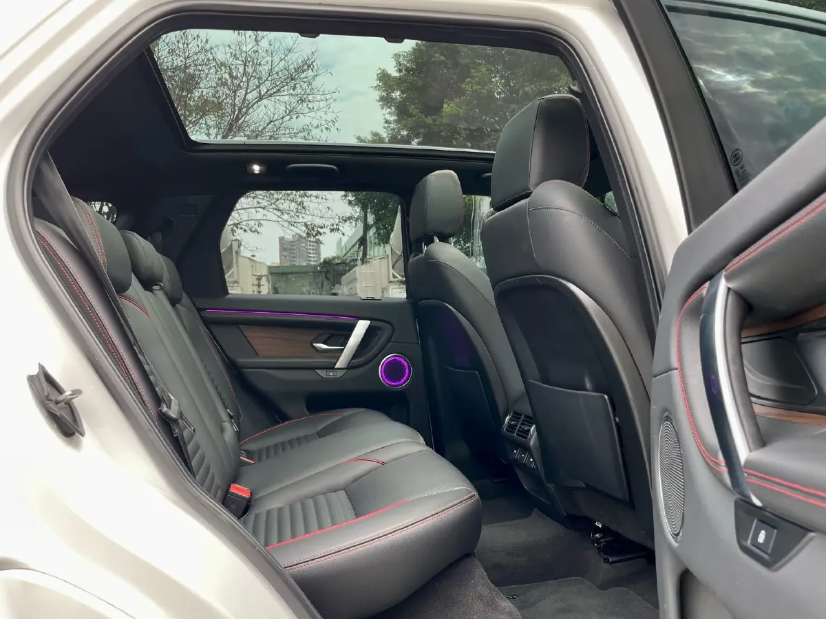 2022 Land Rover Discovery Sport 2.0T 249HP L4 9AT,autocango,china used car exporter,china ev exporter,chinese used car exporter,chinese used ev exporter