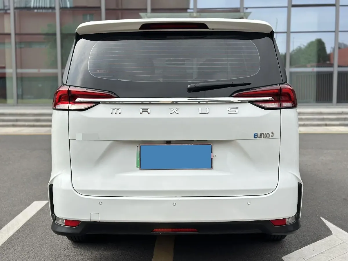 2020 MAXUS Euniq 5 BEV 52.5KWH,autocango,china used car exporter,china ev exporter,chinese used car exporter,chinese used ev exporter