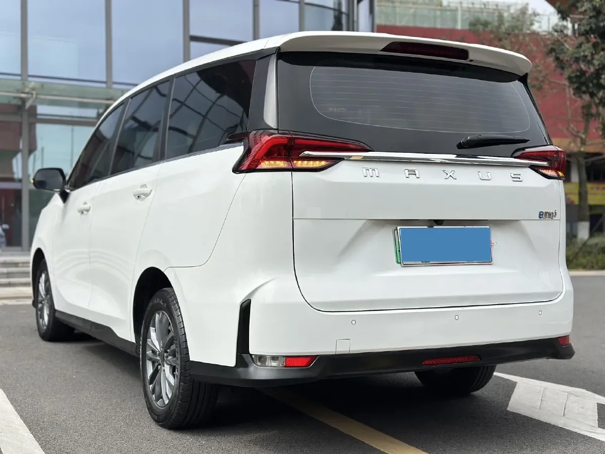 2020 MAXUS Euniq 5 BEV 52.5KWH,autocango,china used car exporter,china ev exporter,chinese used car exporter,chinese used ev exporter