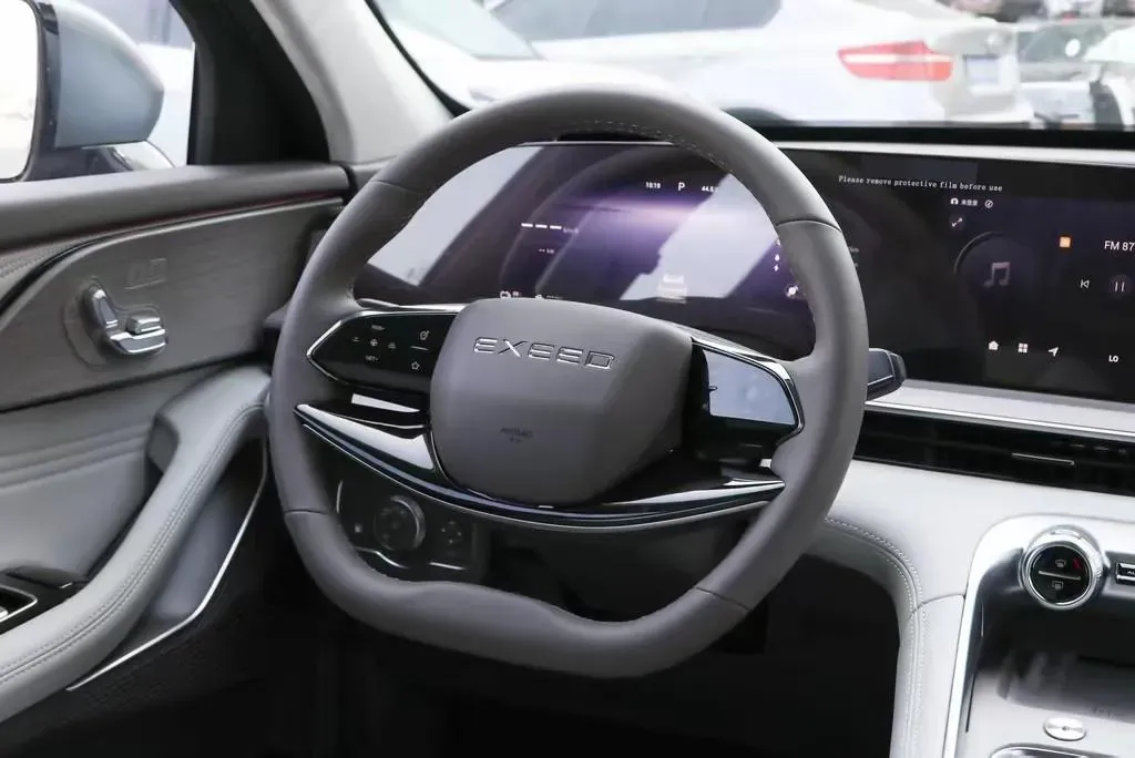 2025 Exceed RX C-DM 1.5T 156HP L4 3DHT PHEV 34.46KWH,autocango,china used car exporter,china ev exporter,chinese used car exporter,chinese used ev exporter