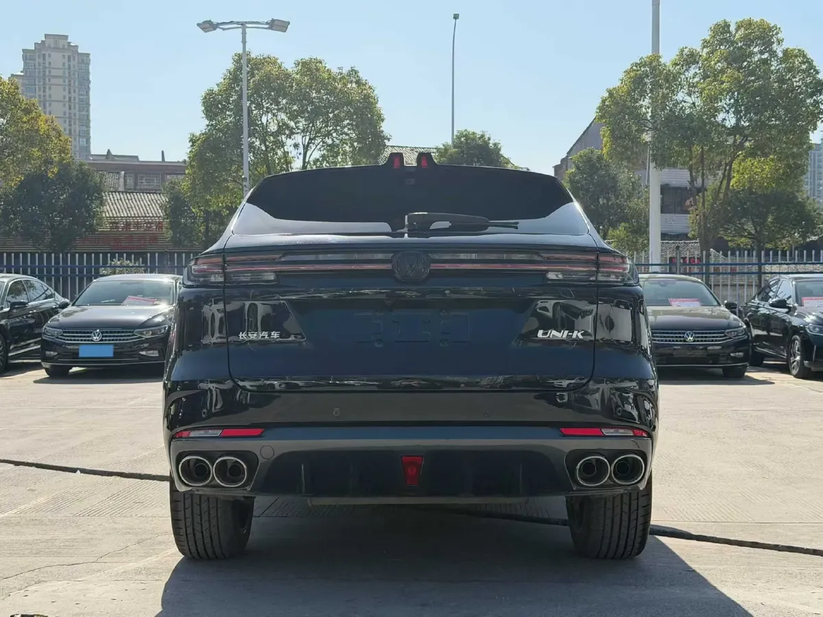 2021 ChangAn UNI-K 2.0T 233HP L4 8AT,autocango,china used car exporter,china ev exporter,chinese used car exporter,chinese used ev exporter