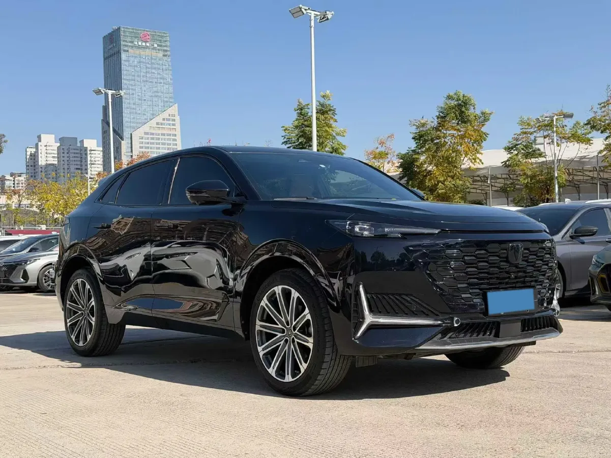 2021 ChangAn UNI-K 2.0T 233HP L4 8AT,autocango,china used car exporter,china ev exporter,chinese used car exporter,chinese used ev exporter