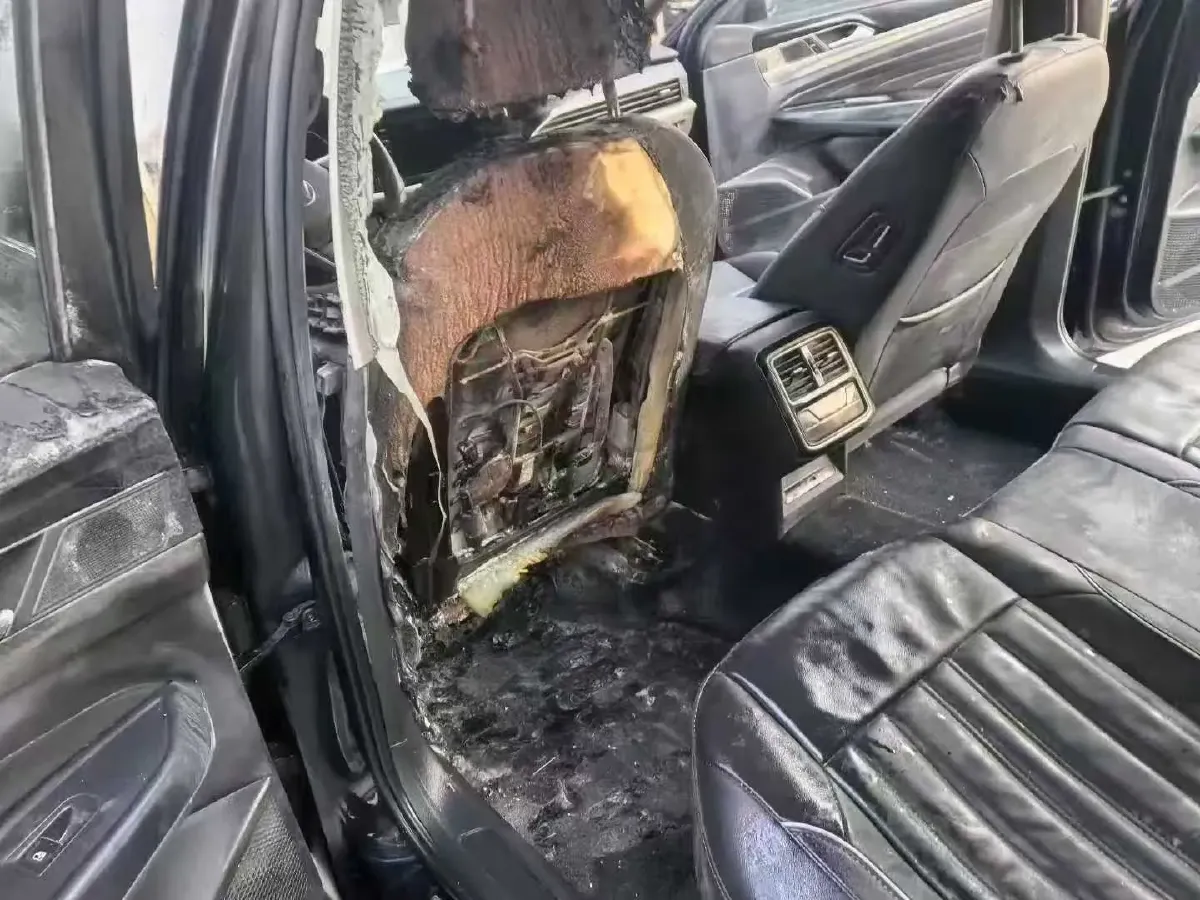 2023 Volkswagen Passat 2.0T 186HP L4 7DCT,autocango,china used car exporter,china ev exporter,chinese used car exporter,chinese used ev exporter