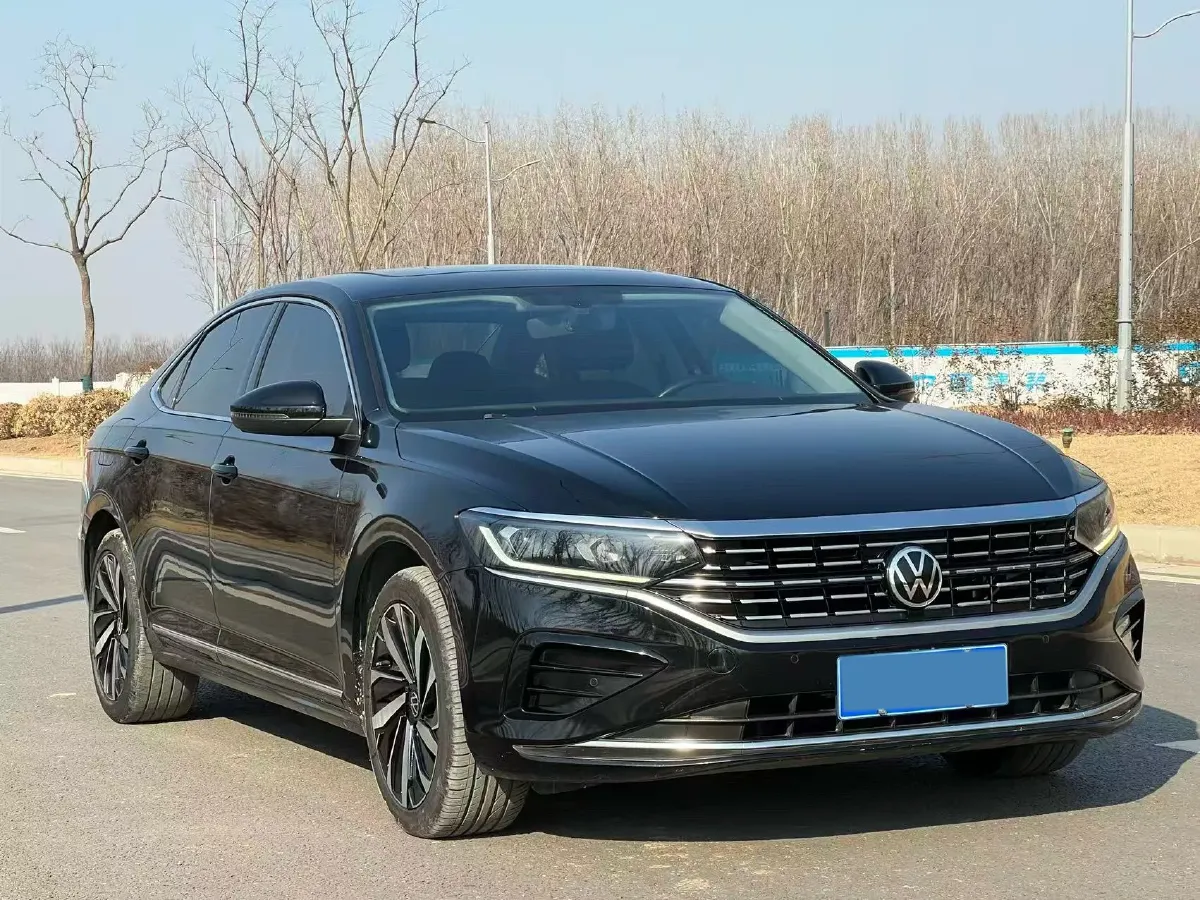 2023 Volkswagen Passat 2.0T 186HP L4 7DCT,autocango,china used car exporter,china ev exporter,chinese used car exporter,chinese used ev exporter