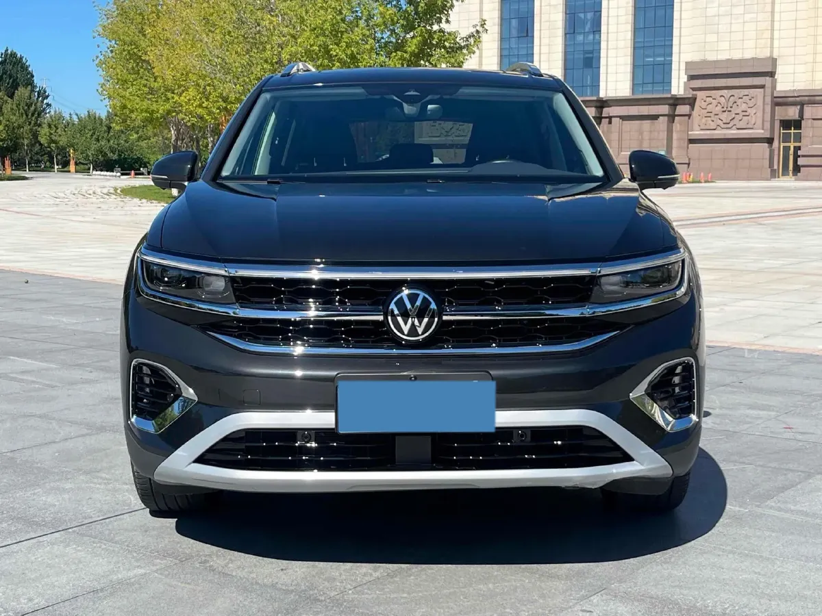 2022 Volkswagen Talagon 2.0T 220HP L4 7DCT,autocango,china used car exporter,china ev exporter,chinese used car exporter,chinese used ev exporter