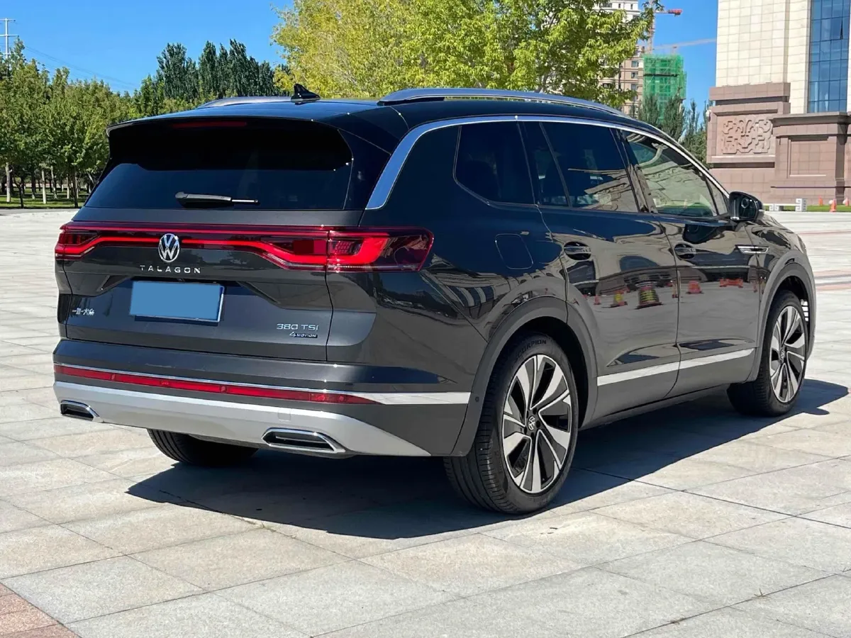 2022 Volkswagen Talagon 2.0T 220HP L4 7DCT,autocango,china used car exporter,china ev exporter,chinese used car exporter,chinese used ev exporter