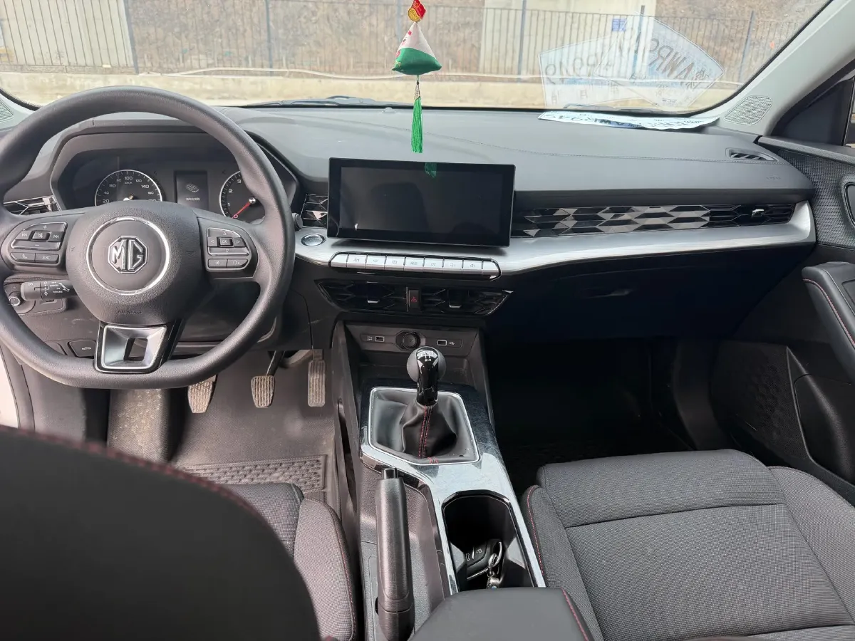 2023 MG 5 1.5L 129HP L4 5MT,autocango,china used car exporter,china ev exporter,chinese used car exporter,chinese used ev exporter