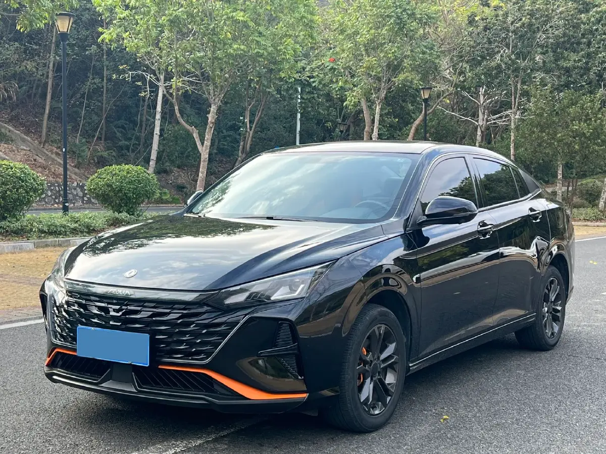 2023 DongFeng Aeolus YiXuan 1.5L 125HP L4 6DCT
