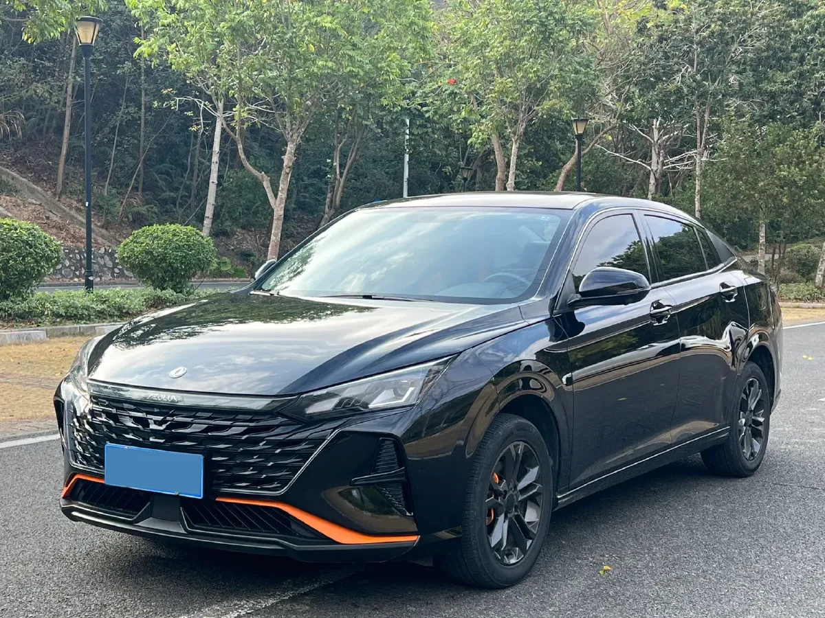 2023 DongFeng Aeolus YiXuan 1.5L 125HP L4 6DCT,autocango,china used car exporter,china ev exporter,chinese used car exporter,chinese used ev exporter