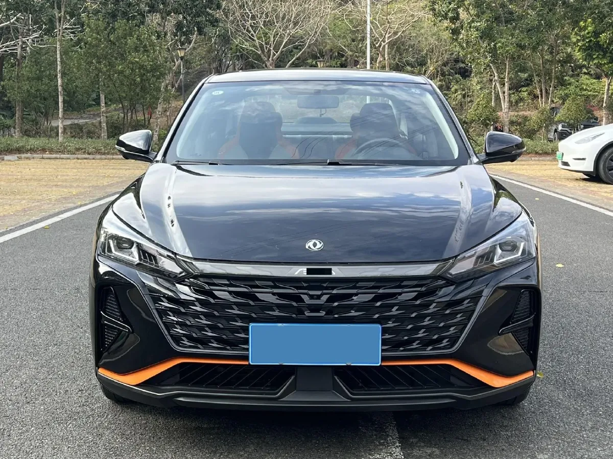 2023 DongFeng Aeolus YiXuan 1.5L 125HP L4 6DCT,autocango,china used car exporter,china ev exporter,chinese used car exporter,chinese used ev exporter