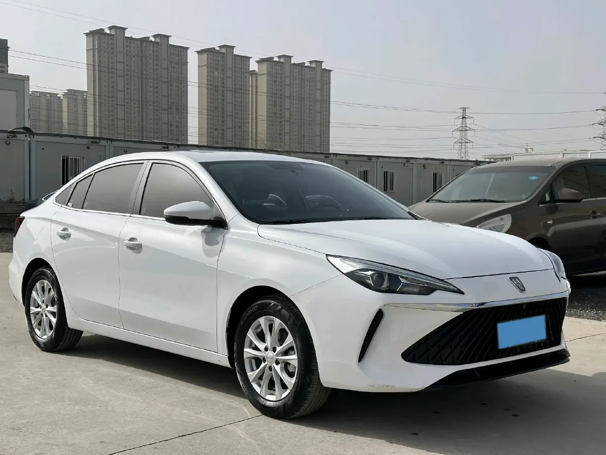 2023 Roewe i5 1.5L 129HP L4 CVT,autocango,china used car exporter,china ev exporter,chinese used car exporter,chinese used ev exporter