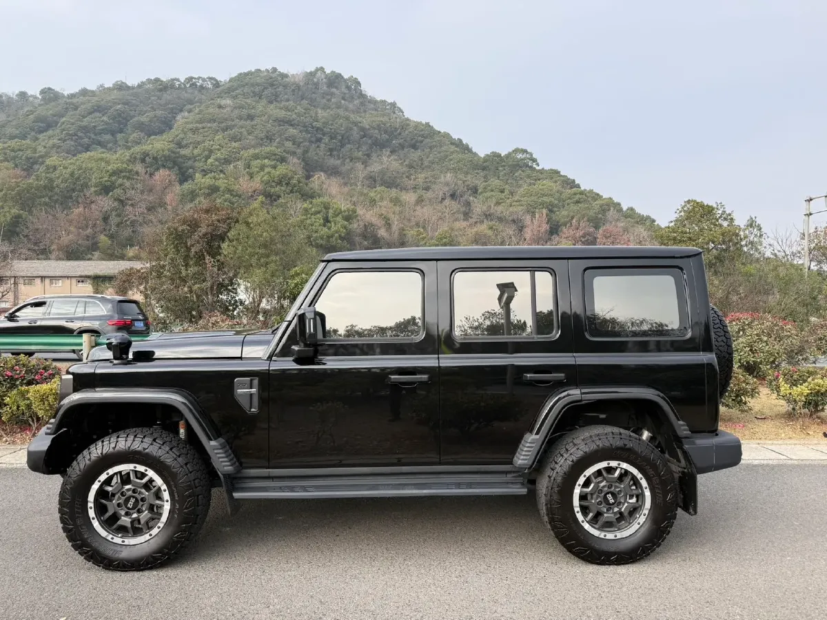 2025 212 212 T01 2.0T 252HP L4 8AT,autocango,china used car exporter,china ev exporter,chinese used car exporter,chinese used ev exporter