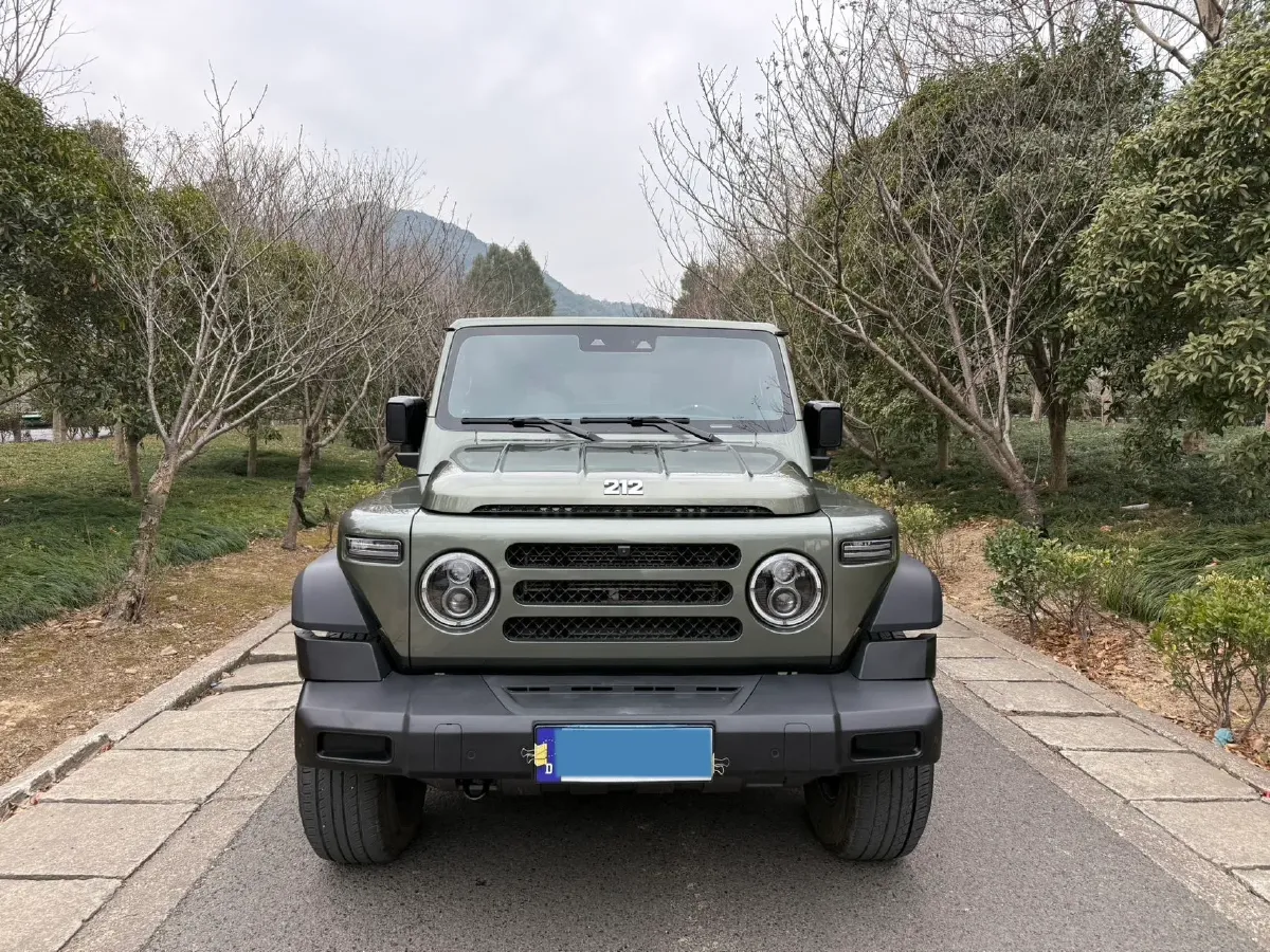 2024 212 212 T01 2.0T 252HP L4 8AT,autocango,china used car exporter,china ev exporter,chinese used car exporter,chinese used ev exporter