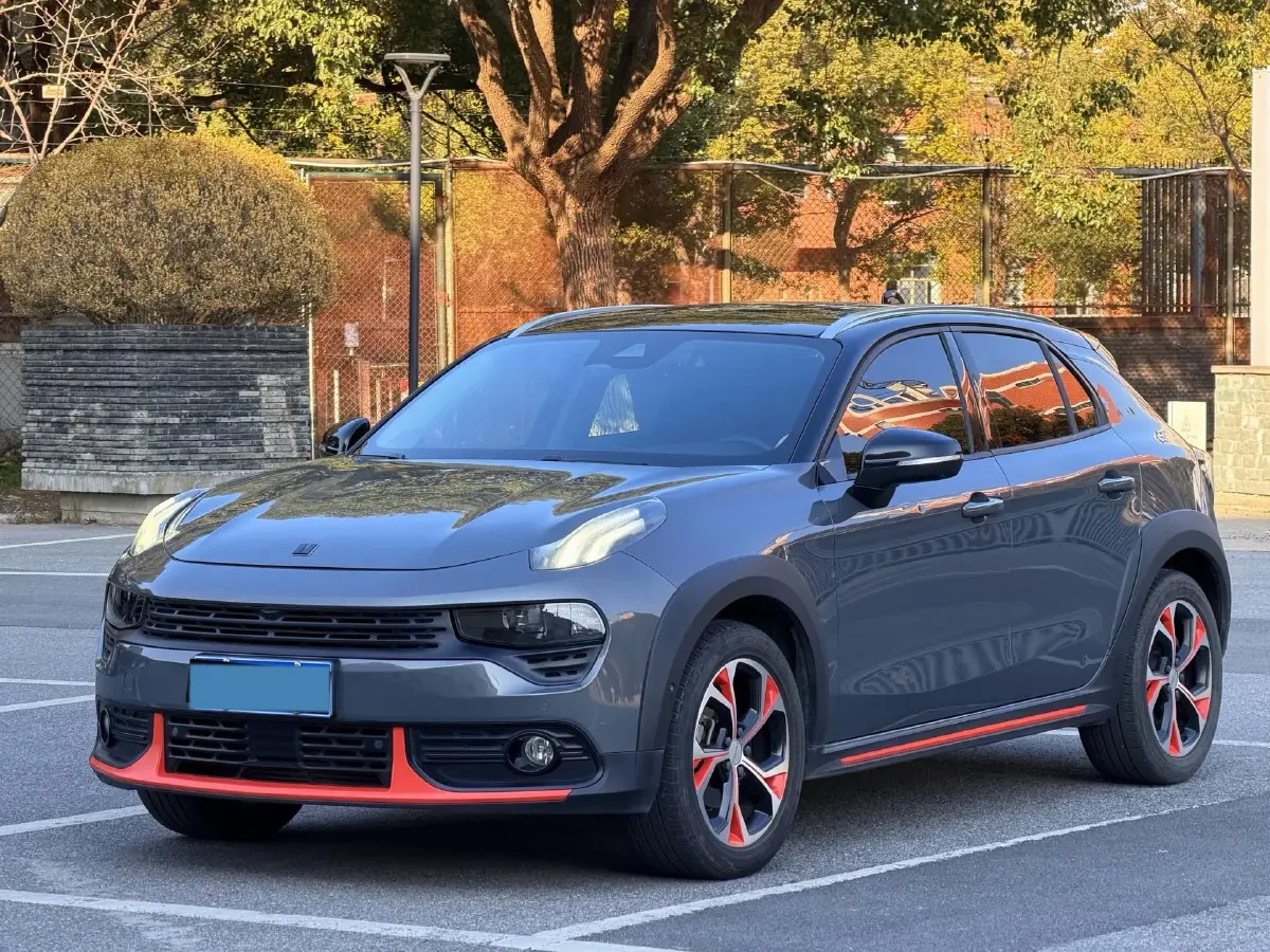 2019 LYNK&CO 02 2.0T 190HP L4 6AT